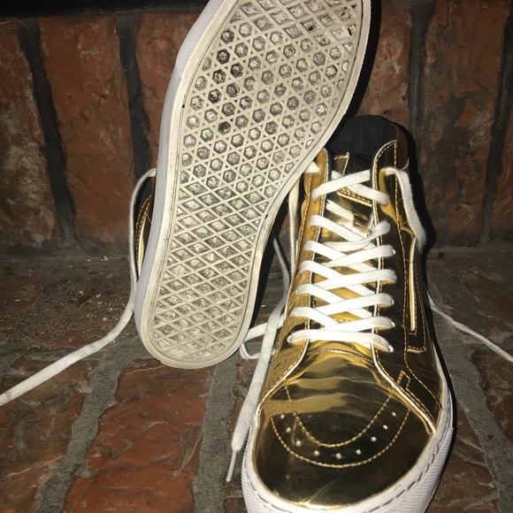 Limited Edition “Olympic Gold” Sk8-Hi Vans - Picture 6 of 6